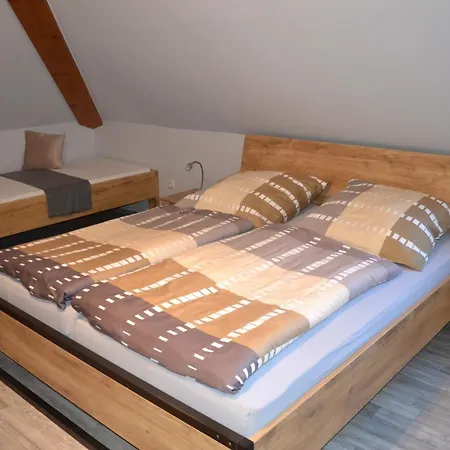 Apartment Klein
