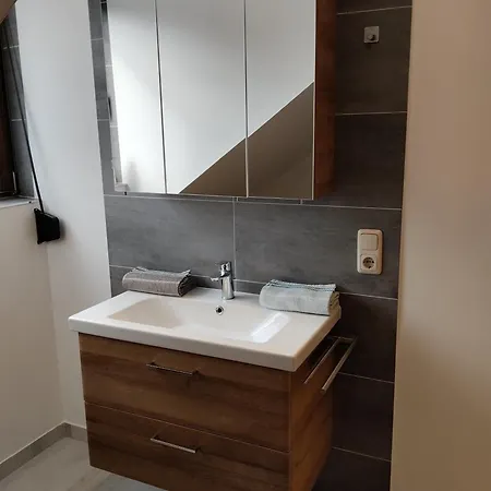 Gaestehaus Klein 아파트 힐더스